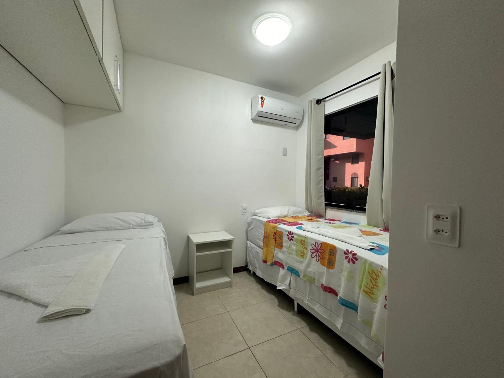 Flat Guarajuba 4 Quartos Terreo A Beira Mar - Pe Na Areia - Governanca Com Arrumadeira E Wi Fi Inclusos Camassari Экстерьер фото