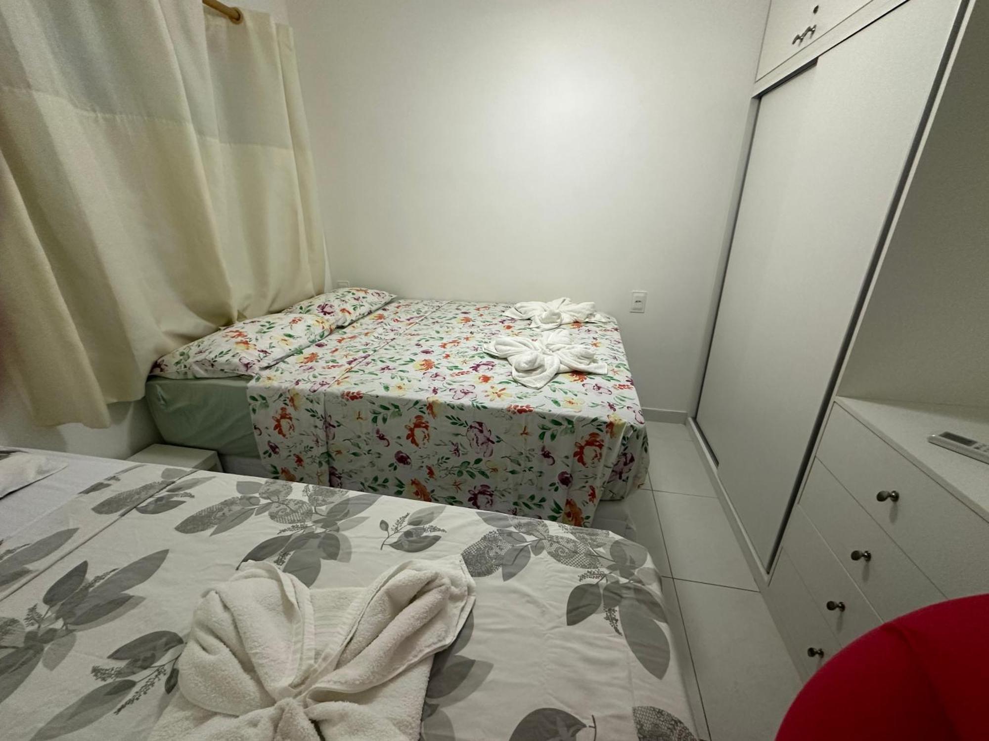 Flat Guarajuba 4 Quartos Terreo A Beira Mar - Pe Na Areia - Governanca Com Arrumadeira E Wi Fi Inclusos Camassari Экстерьер фото