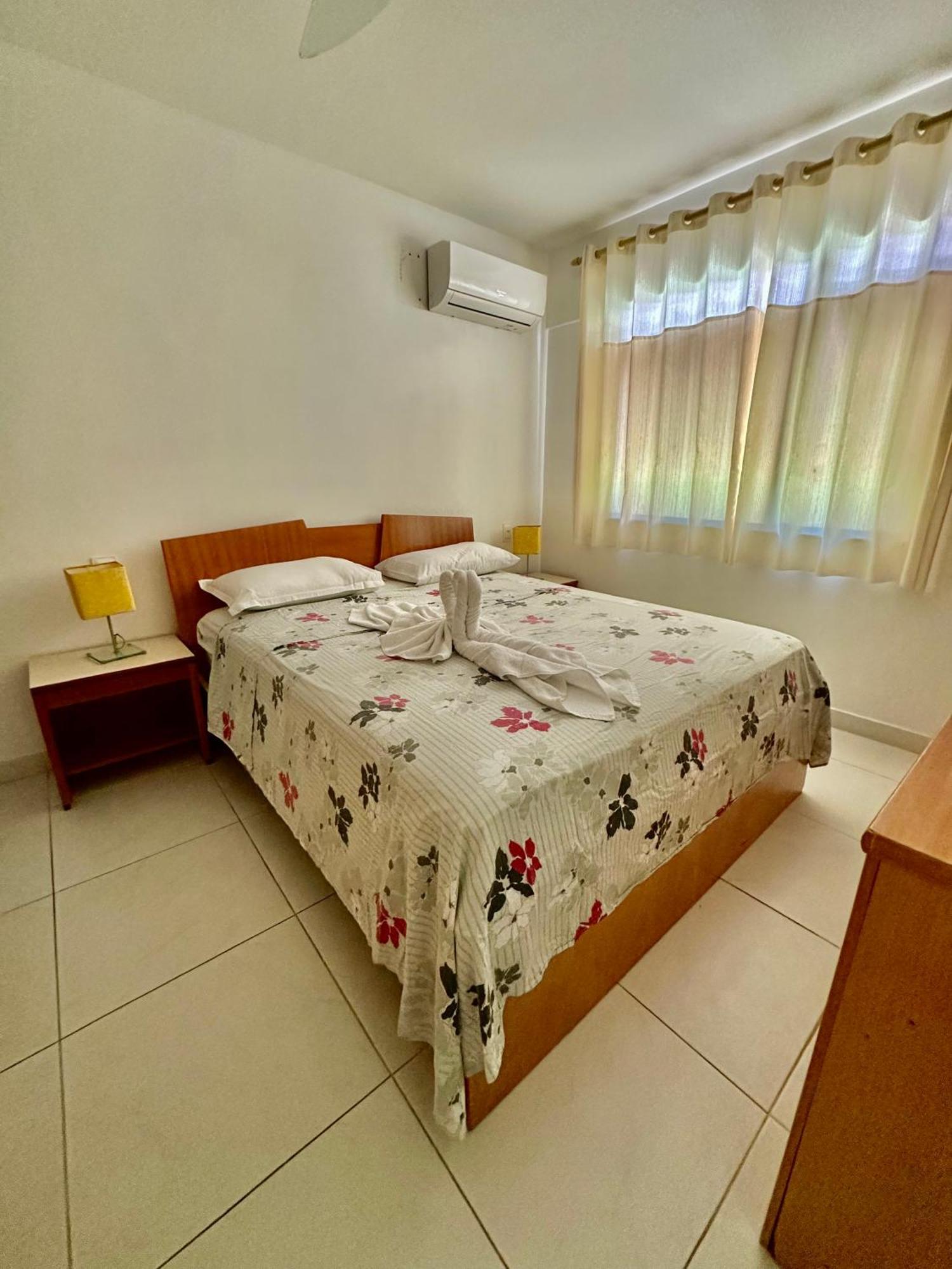 Flat Guarajuba 4 Quartos Terreo A Beira Mar - Pe Na Areia - Governanca Com Arrumadeira E Wi Fi Inclusos Camassari Экстерьер фото